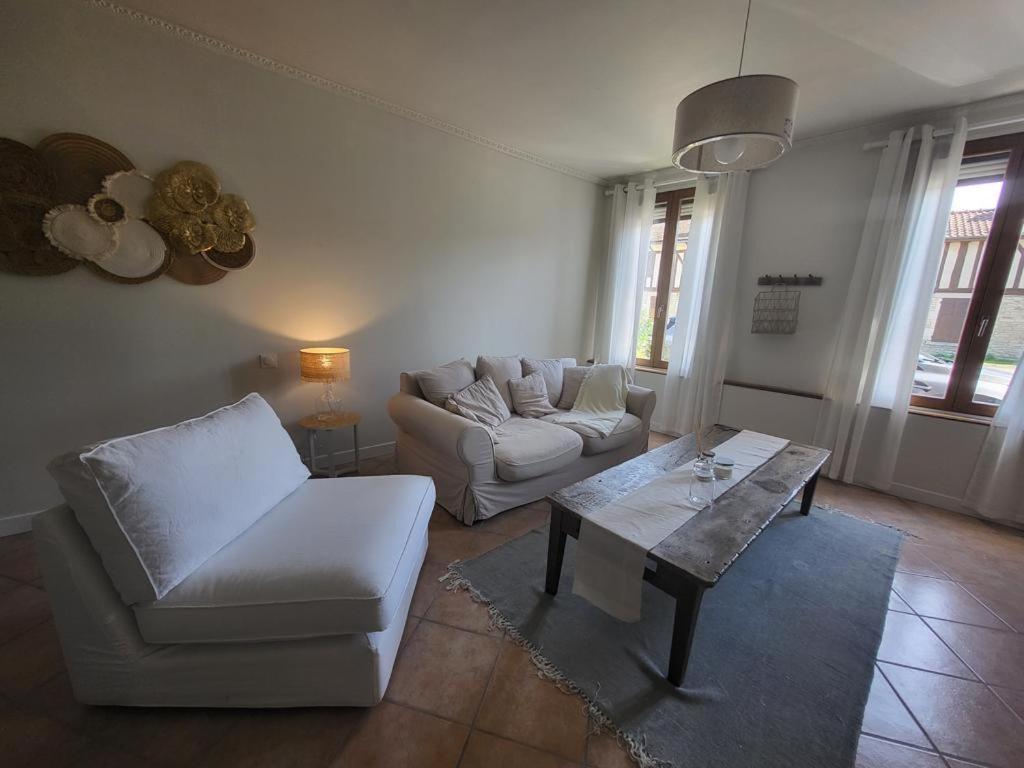 Radonvilliers L'Oree Des Lacs, Maison De Village Tout Confort מראה חיצוני תמונה