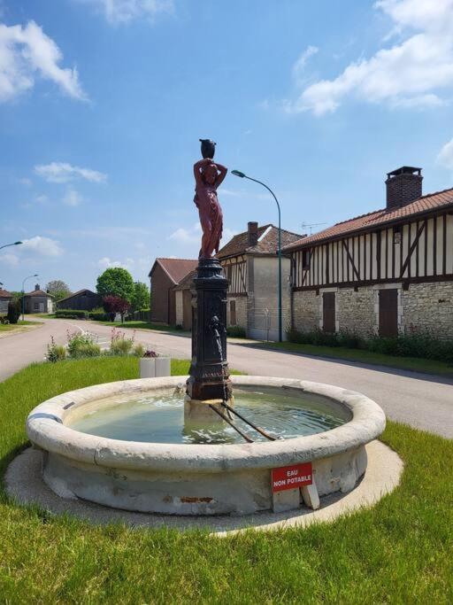 Radonvilliers L'Oree Des Lacs, Maison De Village Tout Confort מראה חיצוני תמונה